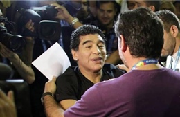 Maradona bất ngờ ủng hộ tuyển Brazil